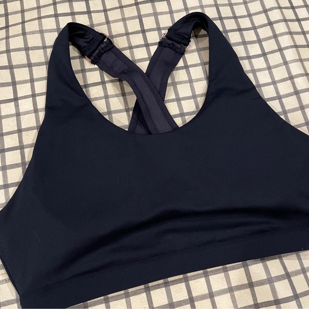 Fabletics Black Sports Bra. Sz Large - Picture 2 of 7